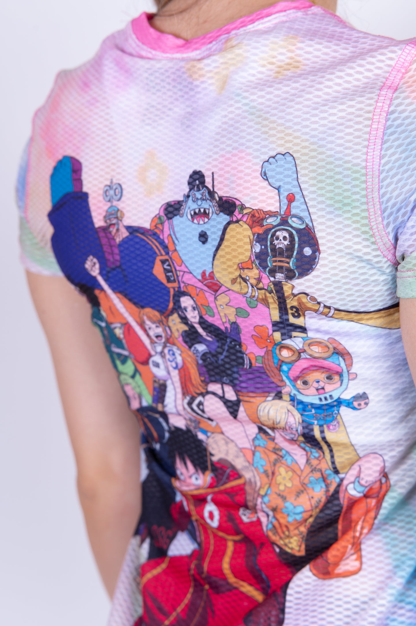 T-shirt de manga curta para mulher - One piece egghead luffy and the crew pink