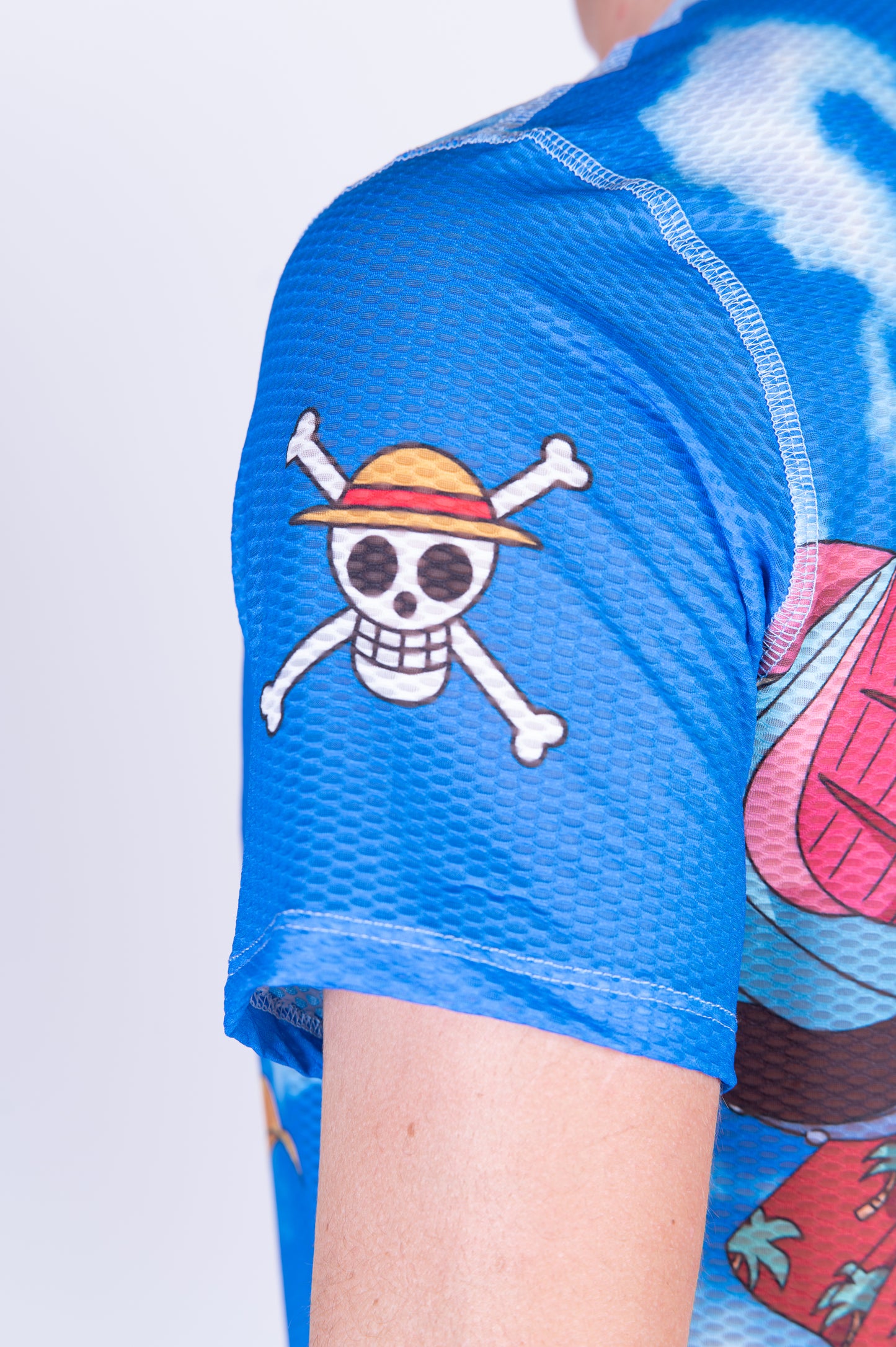 T-shirt de manga curta para homem - One piece fishman luffy and the crew blue
