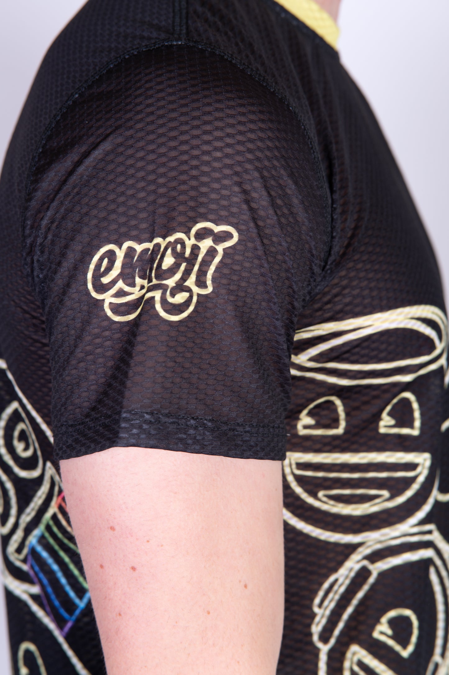 Camiseta manga curta masculina - Emoji Neon Faces