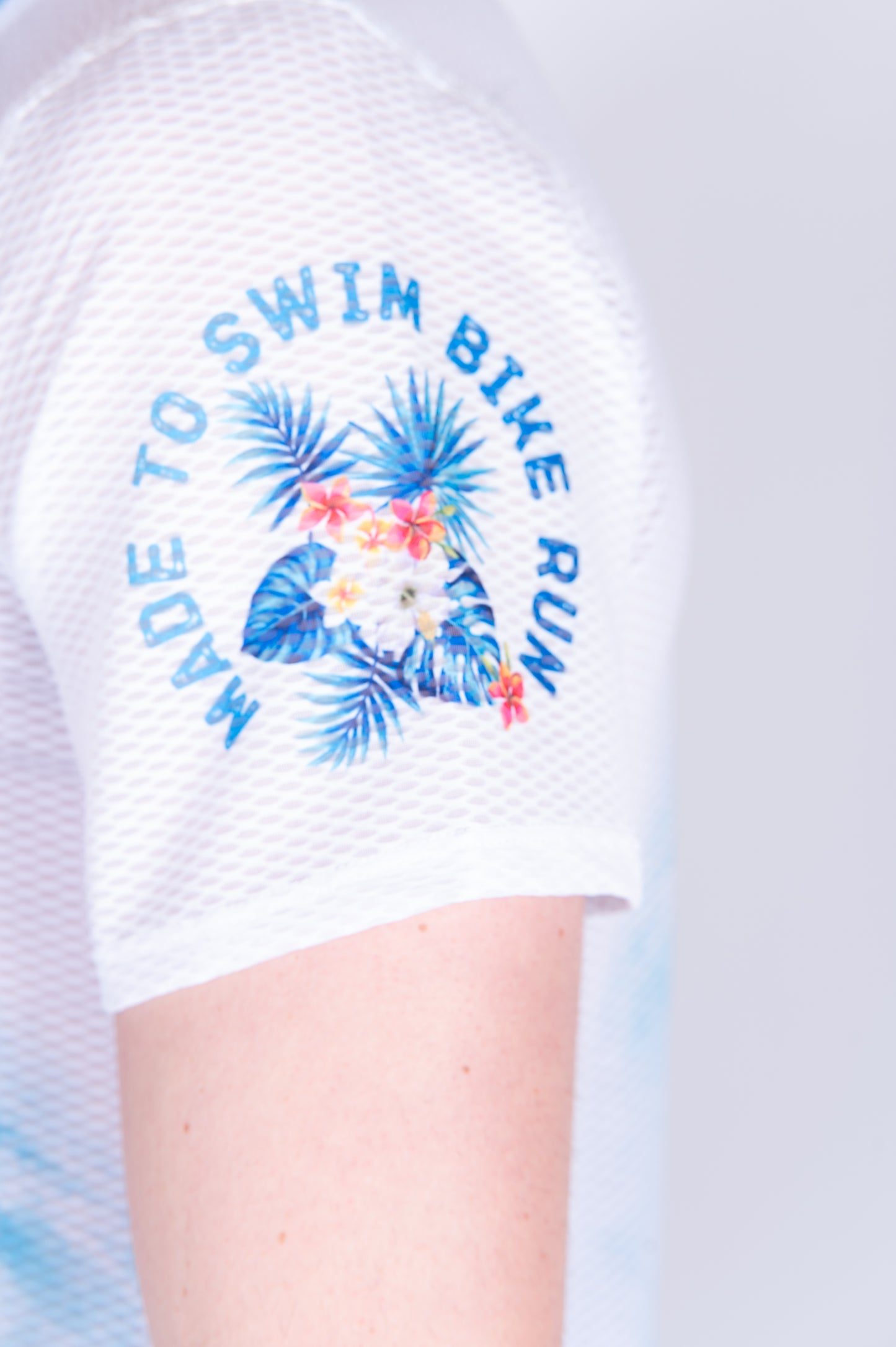 Short sleeve t-shirt for men - Swim Bike Run Wave