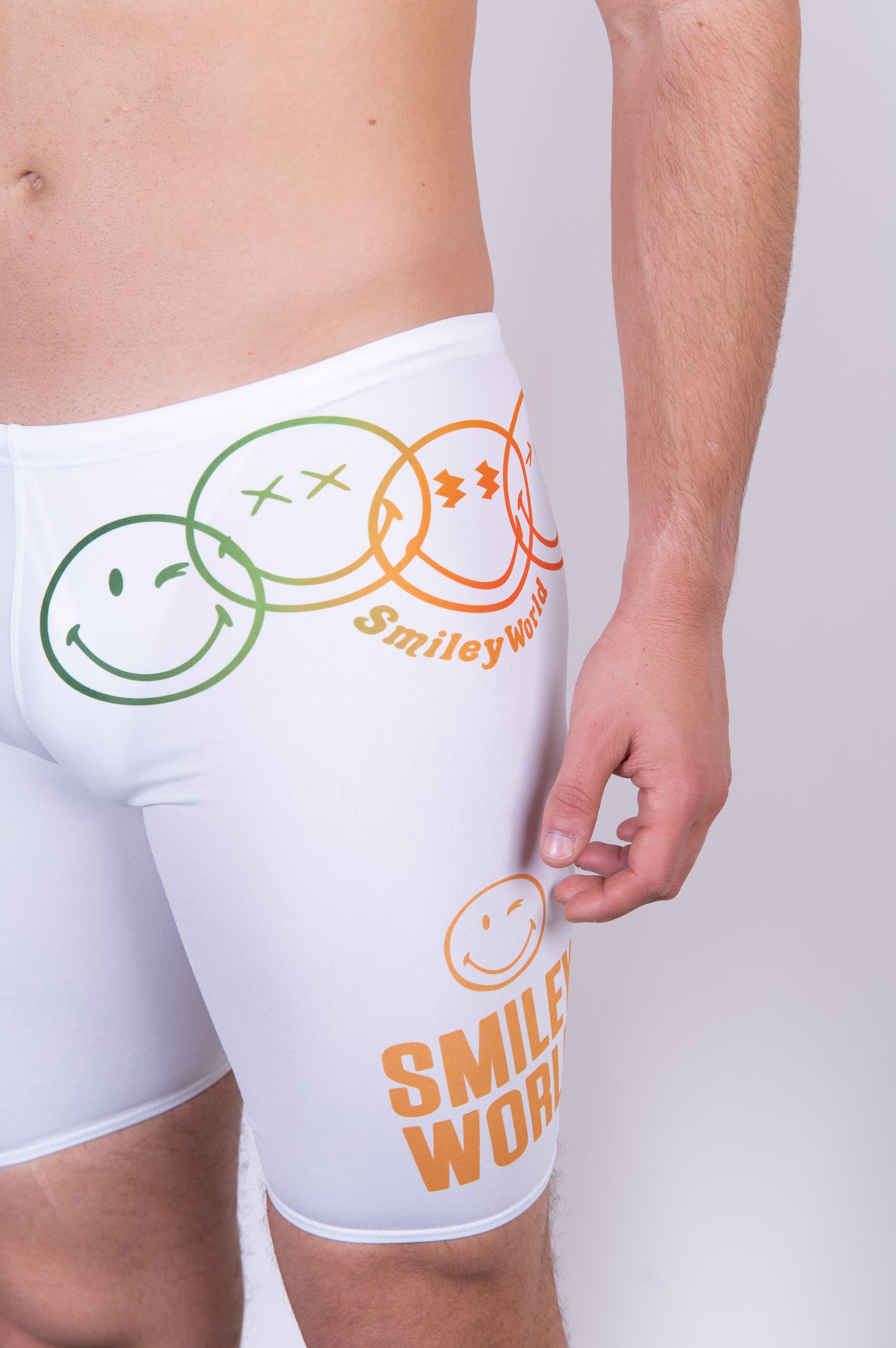 Brouilleur - Monde S.W.Smiley Croire