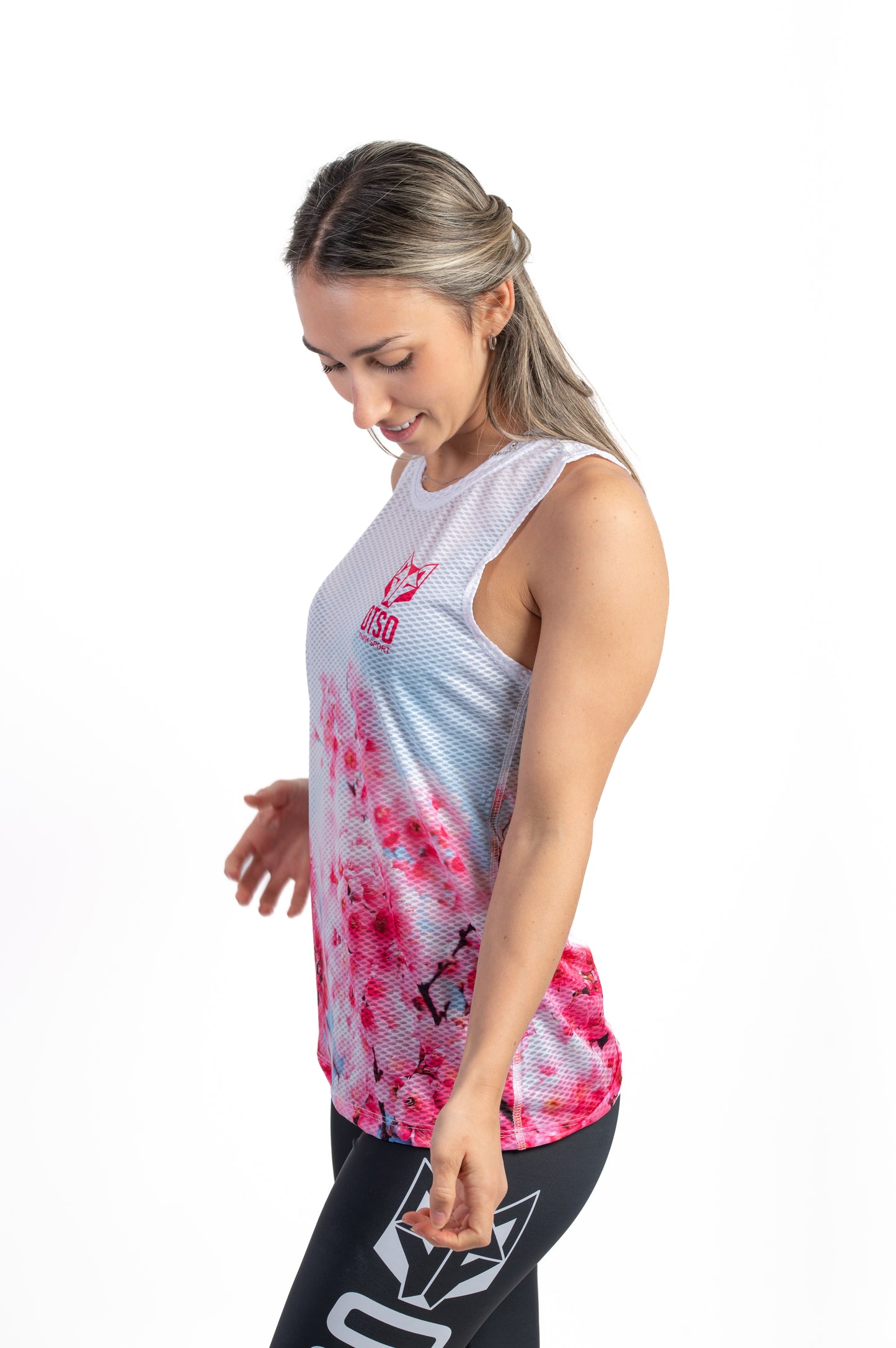 Women's sleeveless t-shirt - Almond Blossom