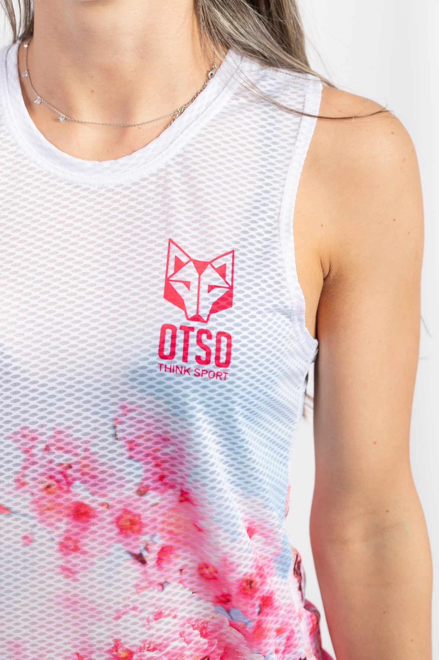 Women's sleeveless t-shirt - Almond Blossom