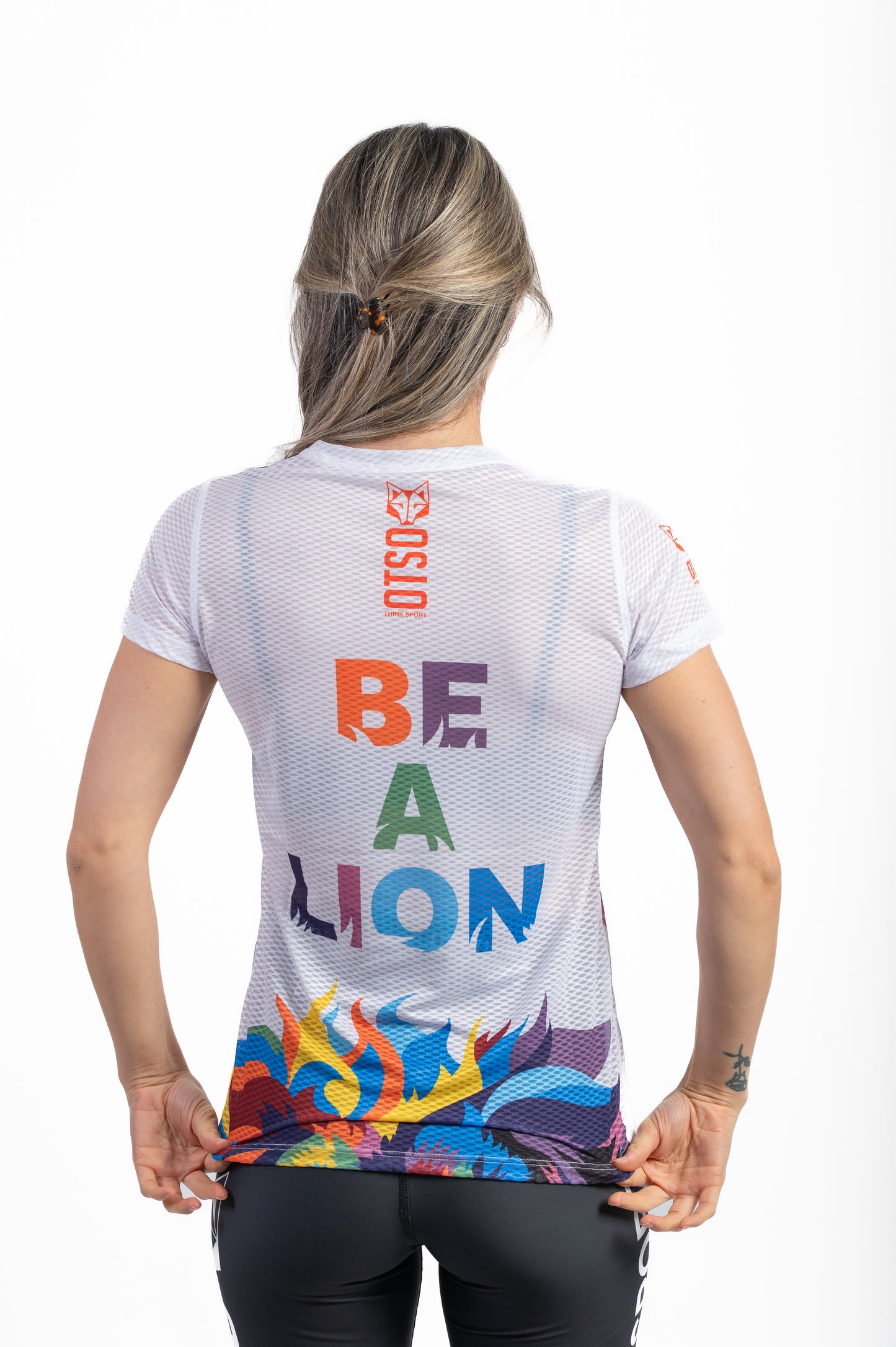 Camiseta manga corta mujer - Be A Lion