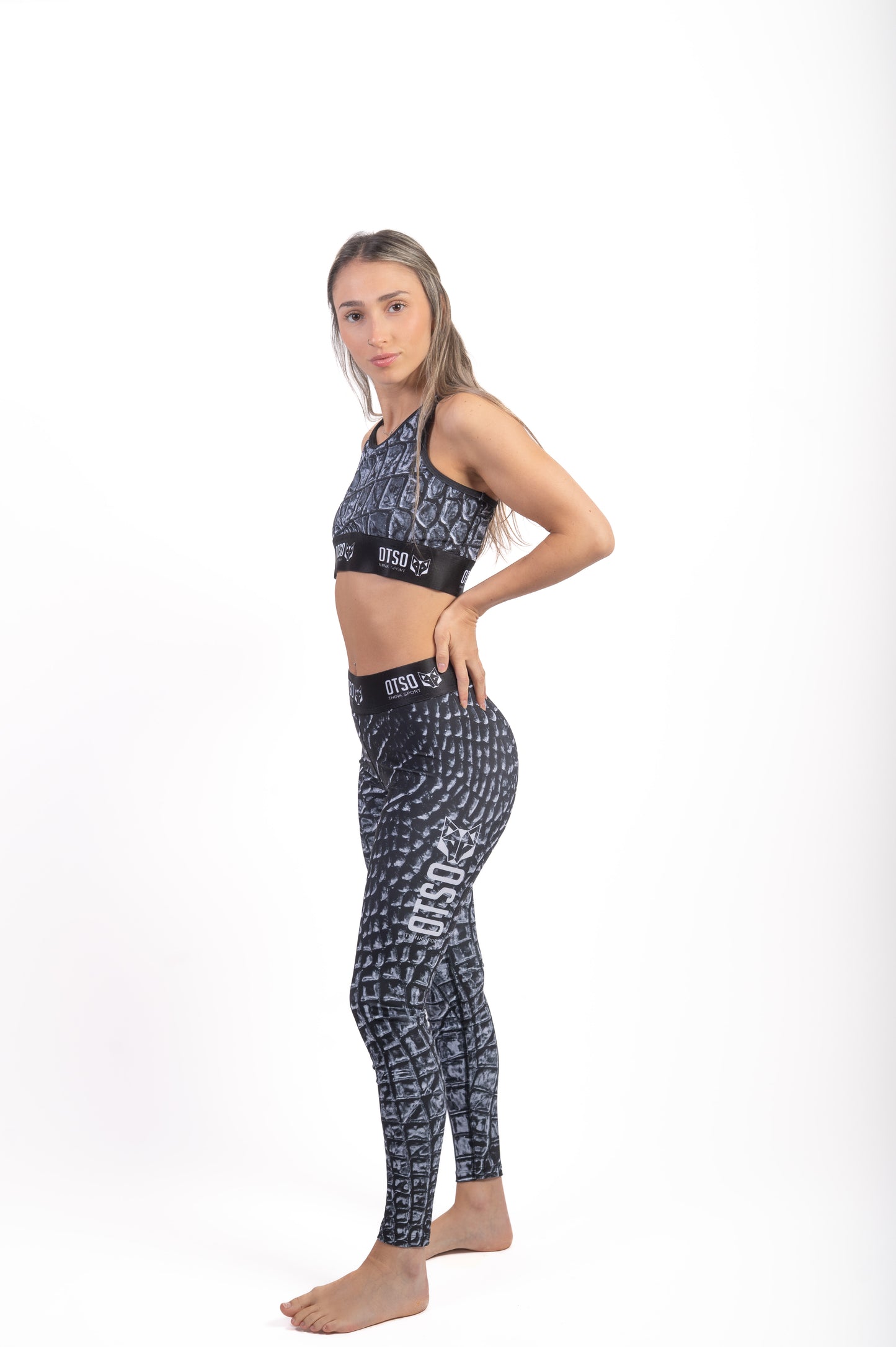 Sports top - Black Snake