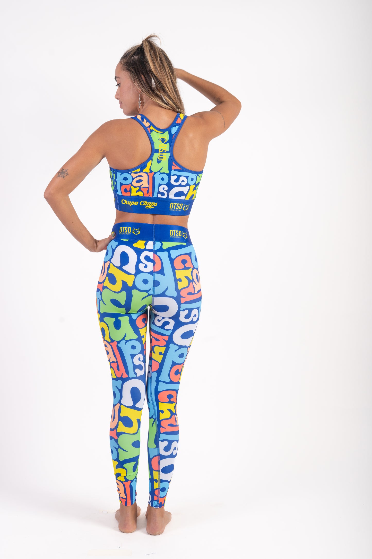 Blusa esportiva feminina Chupa Chups 70'S