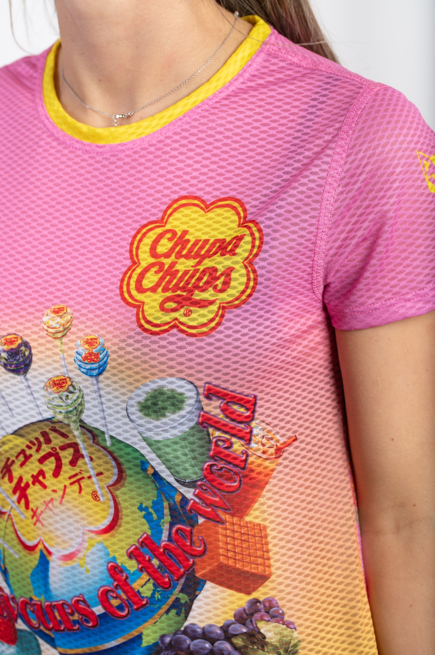 Camiseta feminina de manga curta Chupa Chups Flavours World