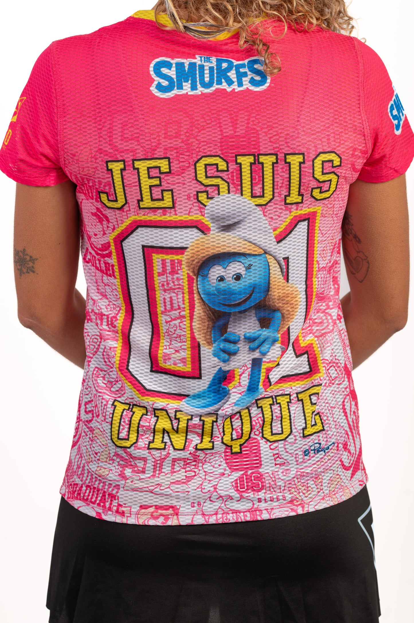 Camiseta manga curta mulher - Smurfs Abraços