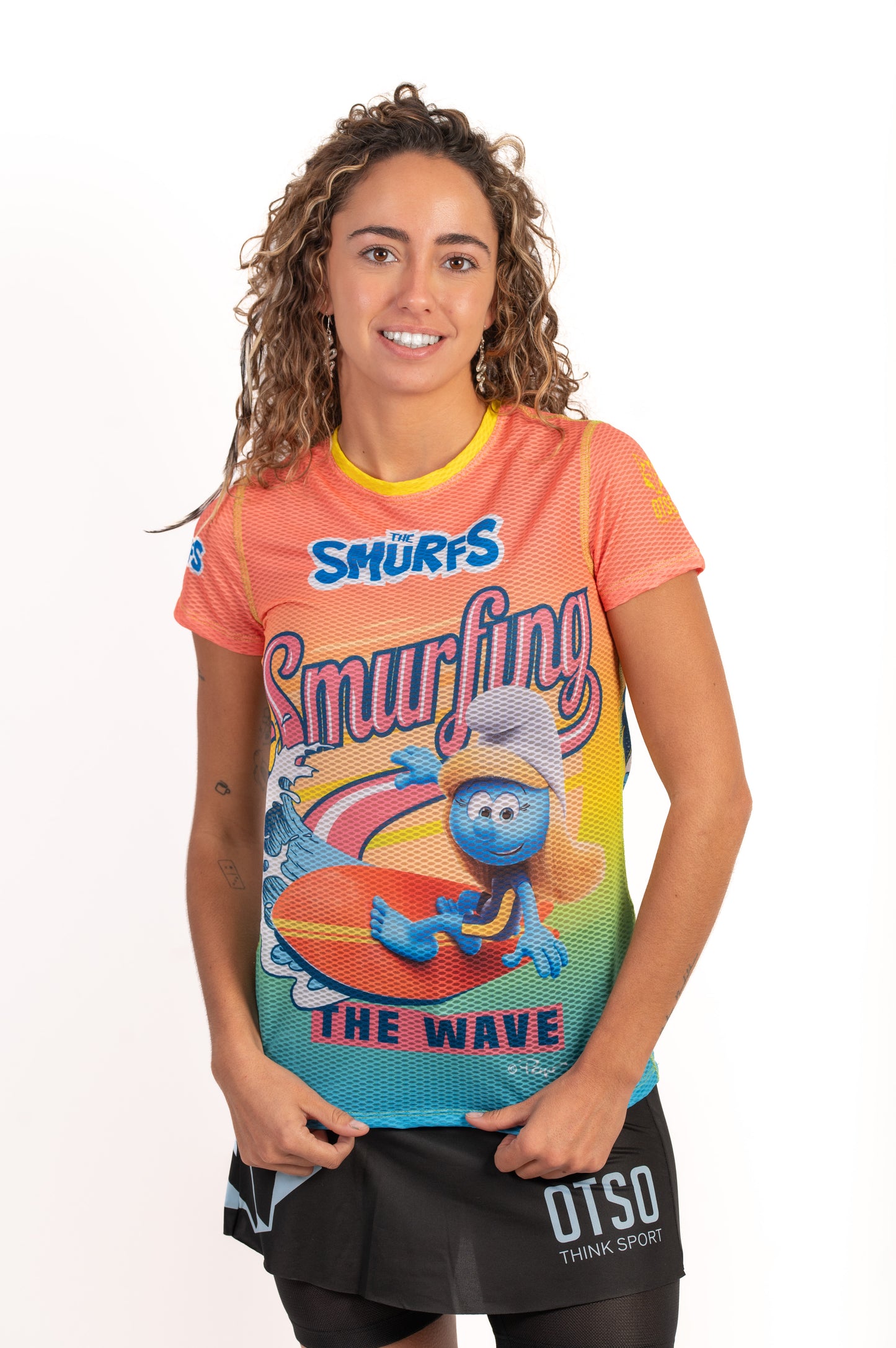 Camiseta feminina de manga curta Smurf Smurfing