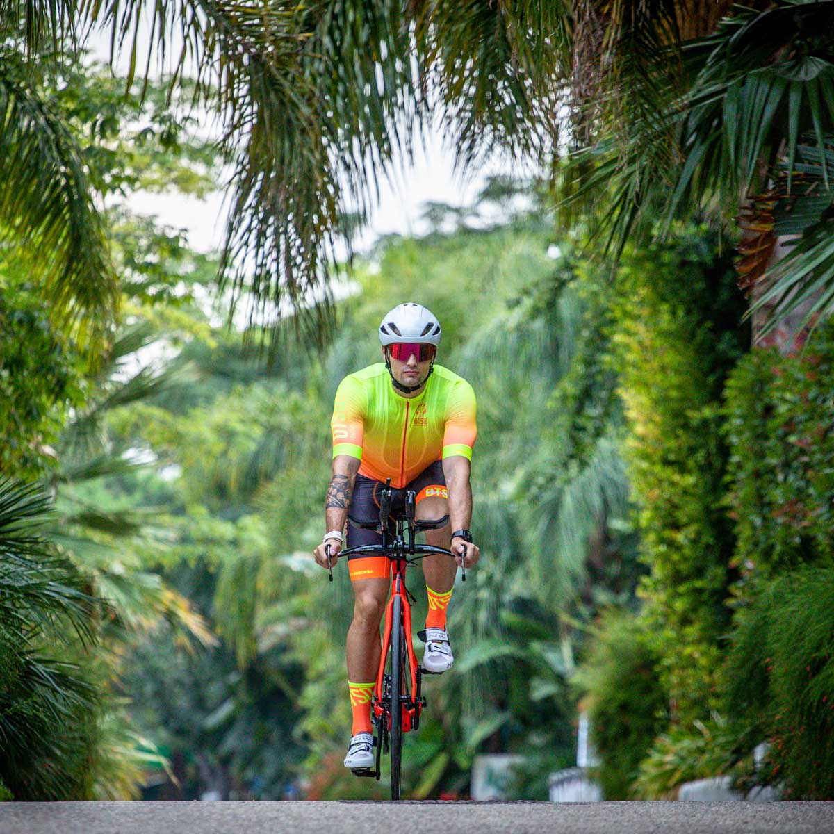 Meias de Ciclismo High Cut - Laranja Fluo